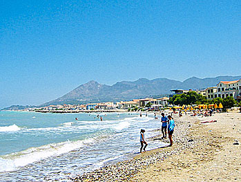 Karlovassi beach på Samos.
