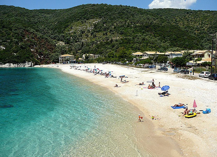 Poros beach på Lefkas.