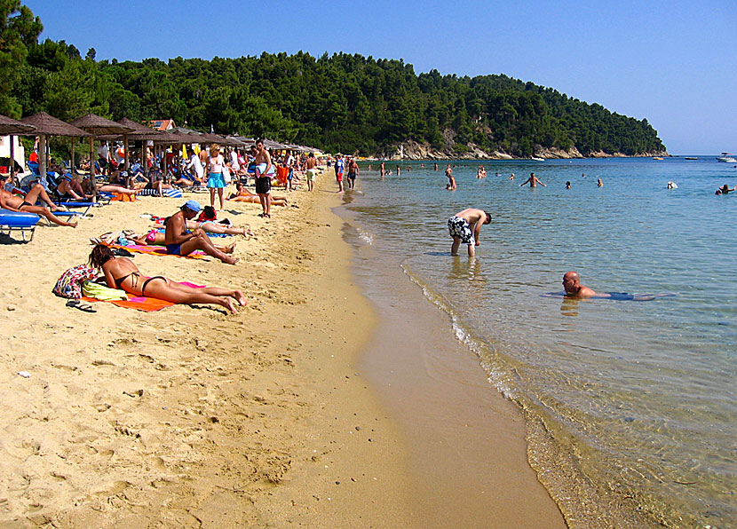 Vromolimnos beach på Skiathos.