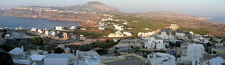 Underbar utsikt &ouml;ver Santorini.