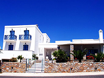 Manos Rooms and Apartments.