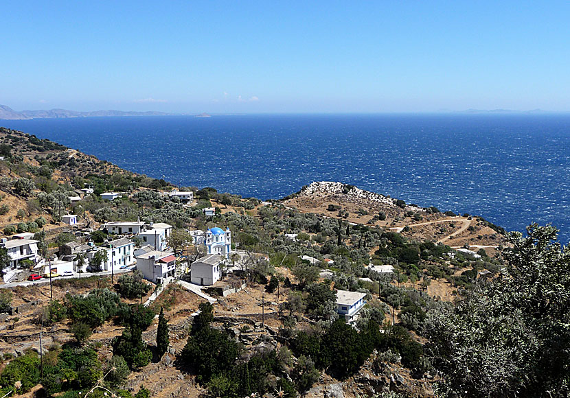 Byn Chrysostomos nära Vaoni där det sägs att Ikaros störtade i havet.