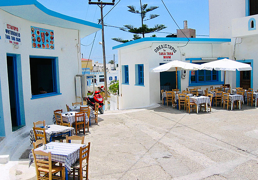 Restaurant Taka Taka Mam på torget i byn Arkasa på Karpathos i Dodekaneserna. 