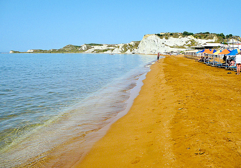 Xi beach på Kefalonia ser ut den grekiska bokstaven X, som uttalas XI.