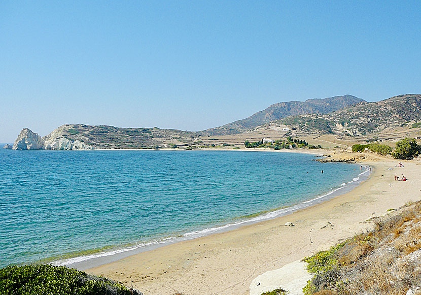 Mavrospilia beach på Kimolos.