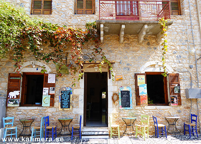Kafé i Kardamili på Peloponnesos.