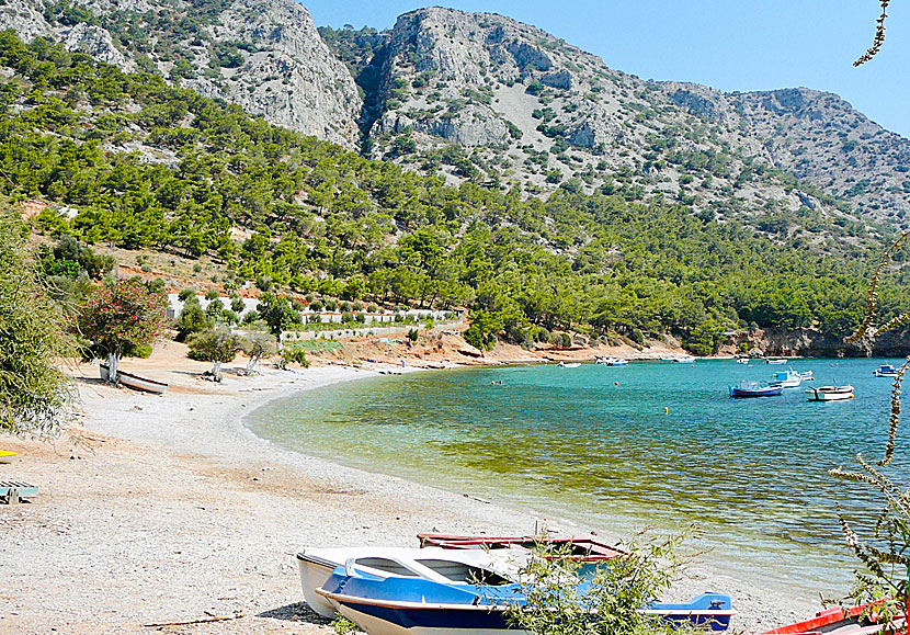 Mourtia beach nära klostret Zoodohou Pigis och byn Agia Paraskevi på nordöstra Samos.