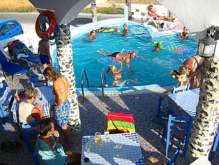 Honeymoon Beach Hotel. Santorini.