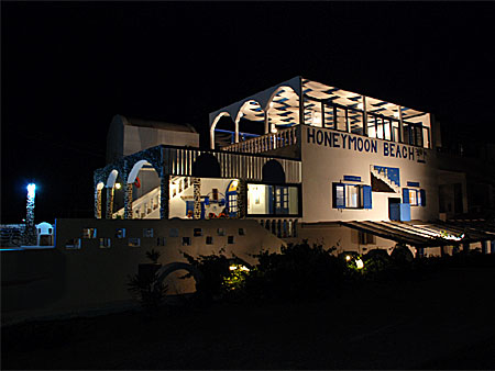 Honeymoon Beach Hotel. Santorini.