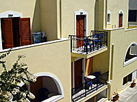 Antonys Studios & Apartments