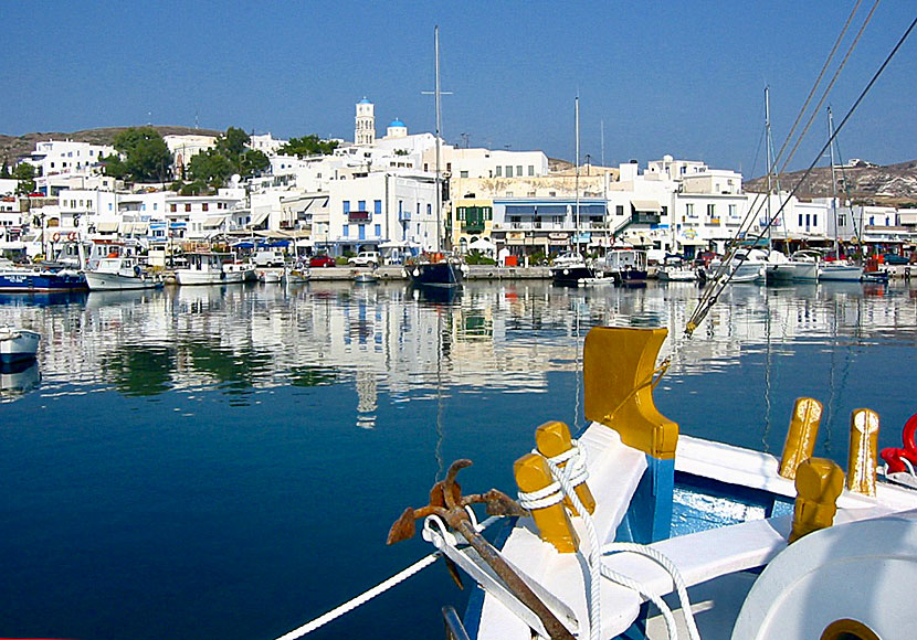 Adamas är Milos största turistort och öns största hamn. 
