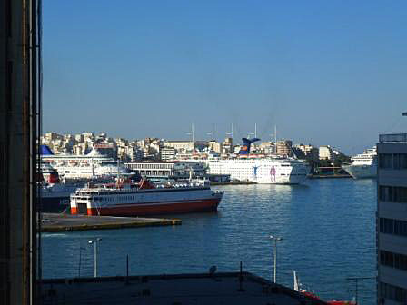 Hamnen i Pireus.