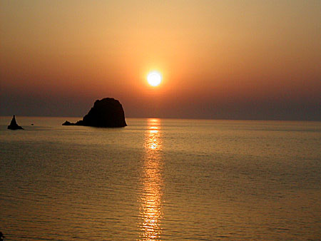 Milos. Pollonia.