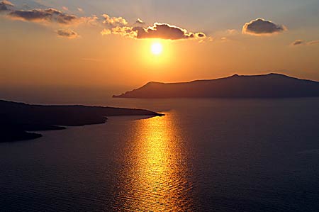 Fira. Santorini.