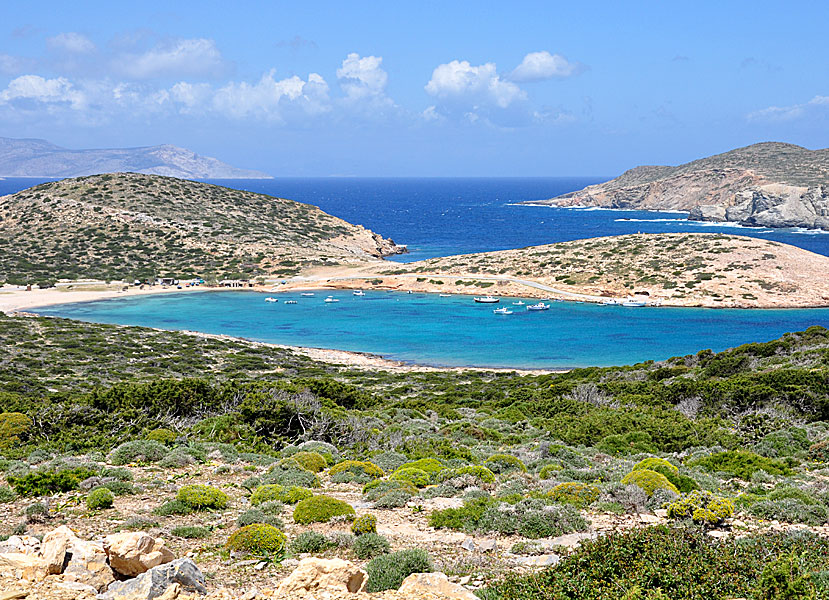 Amorgos bästa stränder. Kalotaritissas beach.