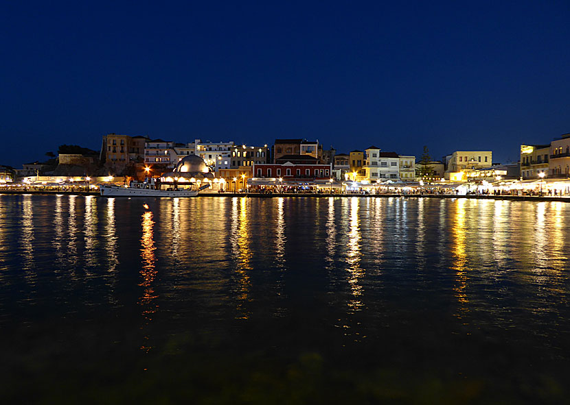 Den Venetianska hamnen i Chania på Kreta.