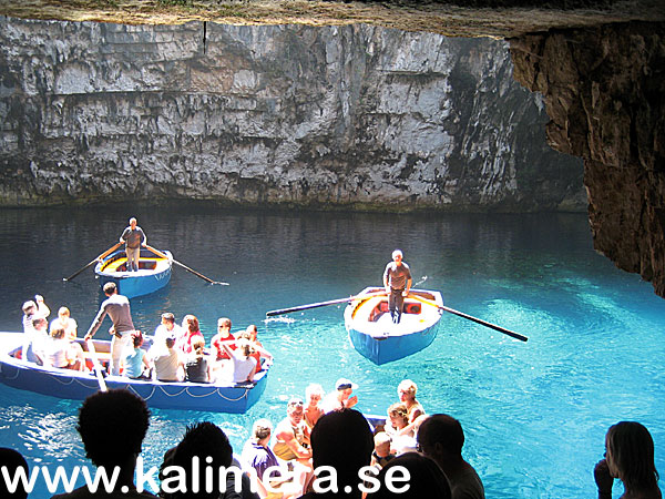 Melissani lake på Kefalonia.