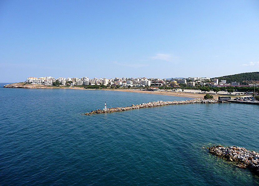 Stranden i hamnen i  Rafina.