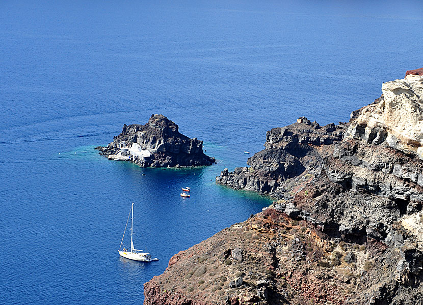Agios Nikolaos church under Oia på Santorini.
