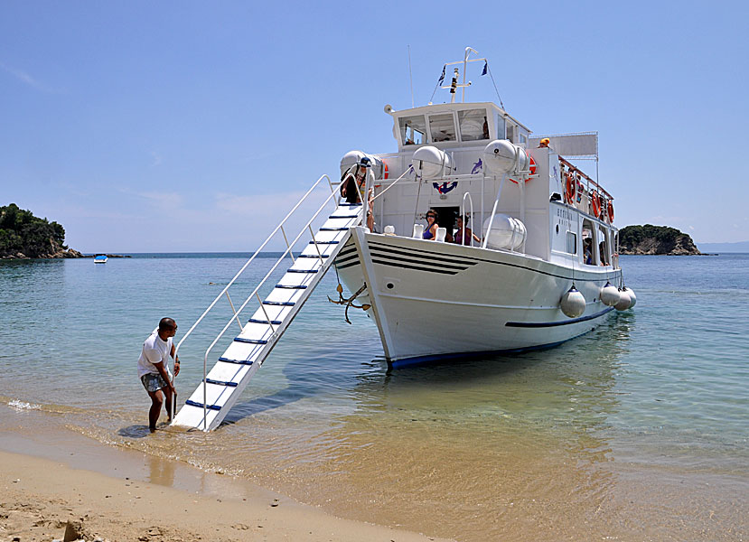 Badbåt vid Troulos beach på Skiathos.