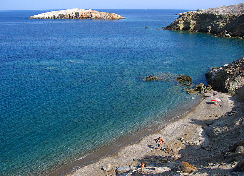 Folegandros bästa stränder. Pountaki beach.