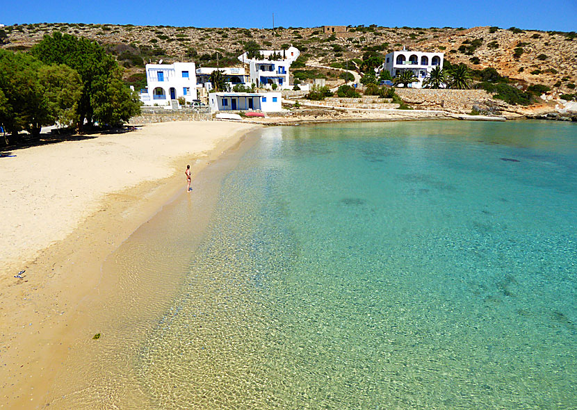 Hamnstranden på Iraklia.