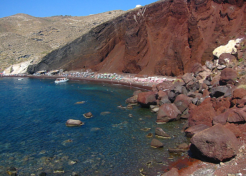 Red beach på Santorin.