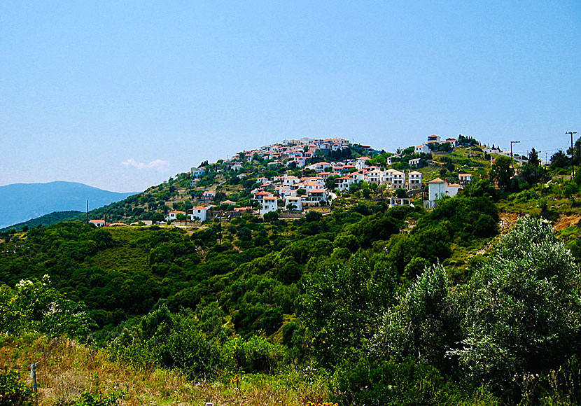 Byn Chora på Alonissos i Grekland.