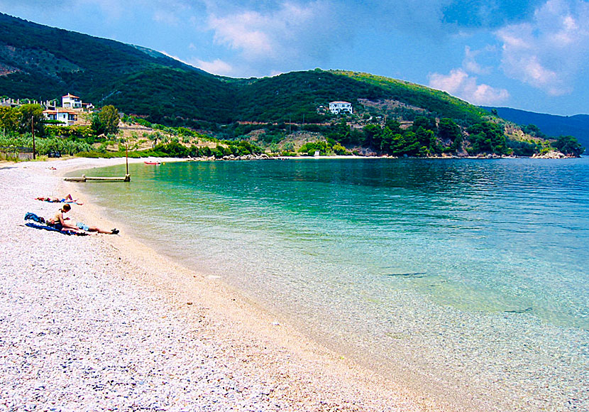 Glyfa beach i Steni Vala på norra Alonissos.