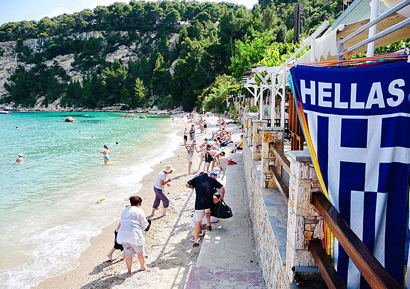 Patitiri beach på Alonissos i Sporaderna.