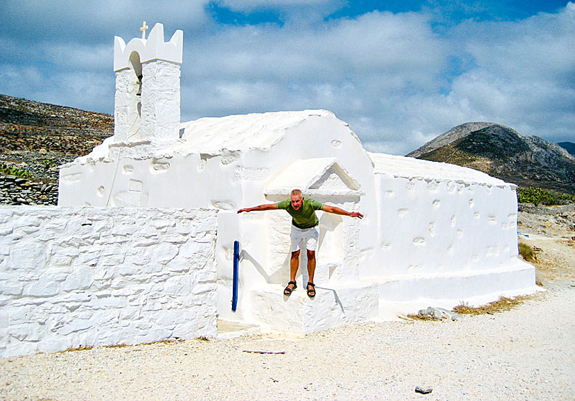 Agios Nikolaos church i den obebodda byn Asfontilitis på Amorgos.