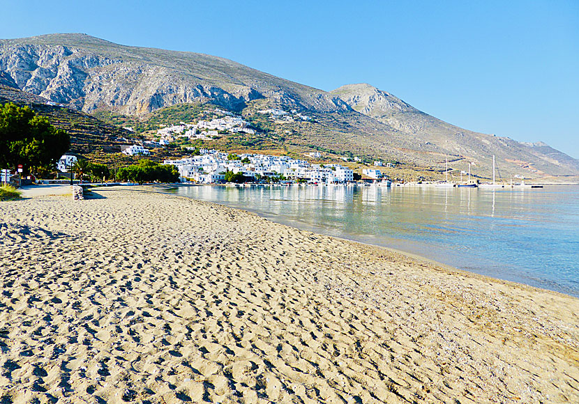 Sandstranden Egiali beach på Amorgos. 