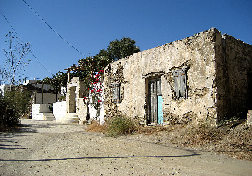 Den pyttelilla byn Lefkes som ligger nära Minoa på Amorgos.