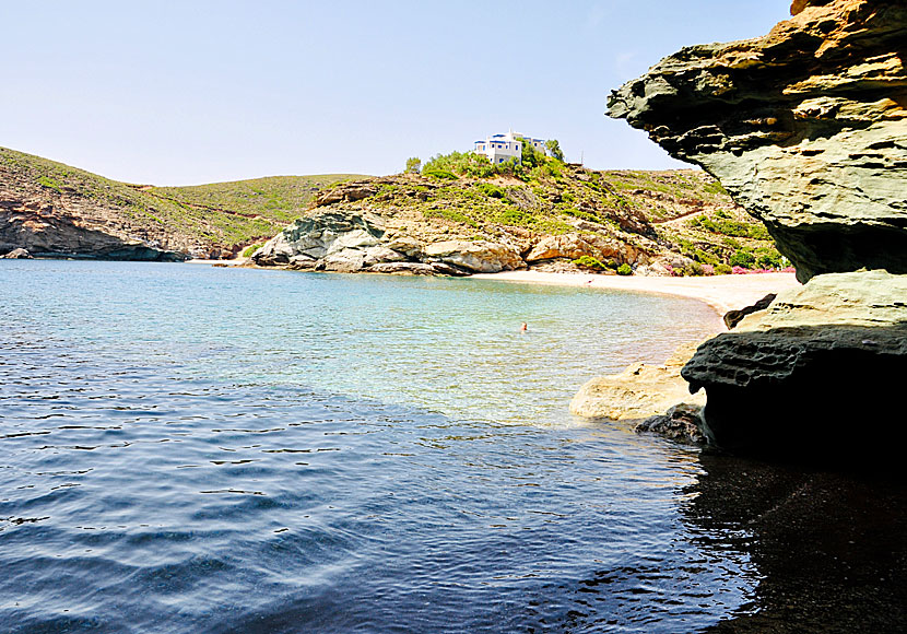 Stränderna Vitali och Gides på ön Andros i norra Kykladerna.