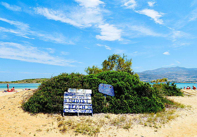 Nudist beach är den officiella nudistranden på Antiparos.