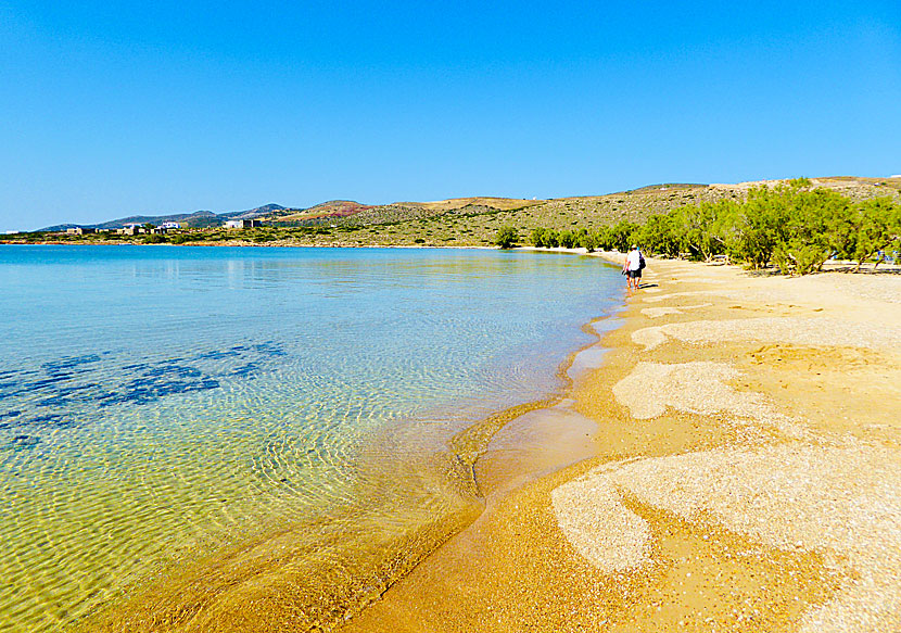 Vandra mellan sandstränderna på Antiparos.