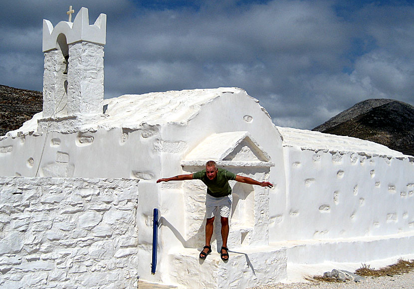 Catch the wind med Donovan i ruinerna av Asfondilitis på Amorgos i Kykladerna. 