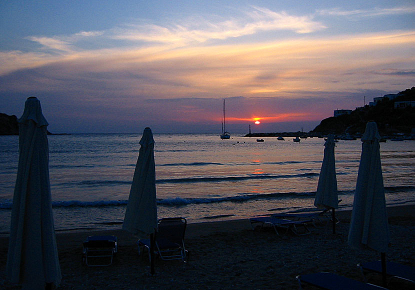 Solnedgången i Kini på Syros är fantastiskt vacker.
