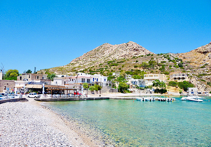 Emborios som ligger 5 kilometer nordost om Vroulidia på Chios.