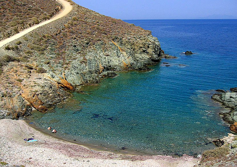 Folegandros bästa stränder. Ligaria beach.