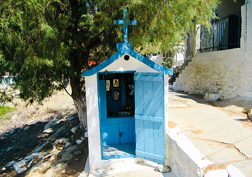 Den pyttelilla kyrkan i Agios Ioannis är också sevärd. 