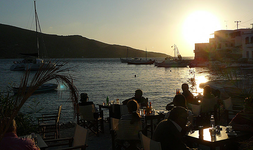 Solnedgång. Taverna. Katapola. Amorgos.