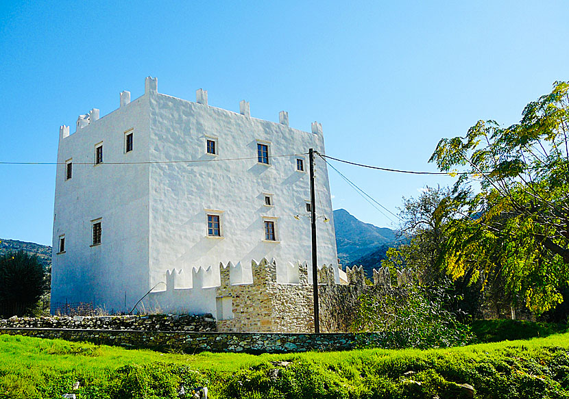 Gratsia Tower i byn Chalki på Naxos. 