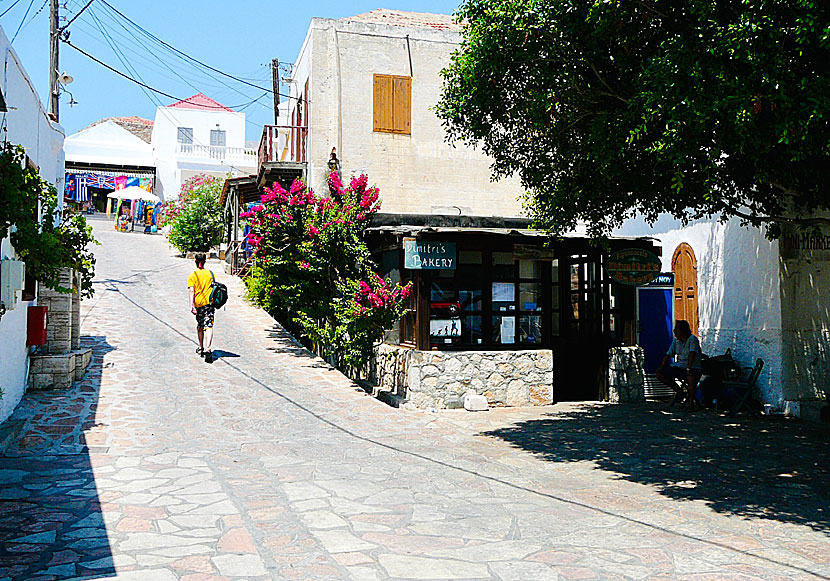 Dimitris bakery i Emborio på Chalki.