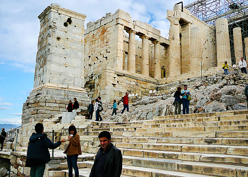 Ingången till Akropolis i Aten.