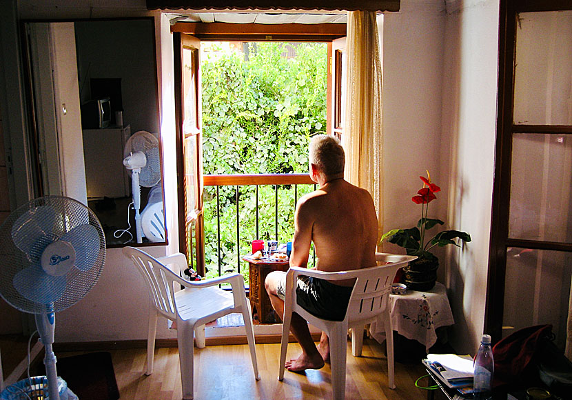 Frukost på hotell i Megisti på  Kastellorizo.
