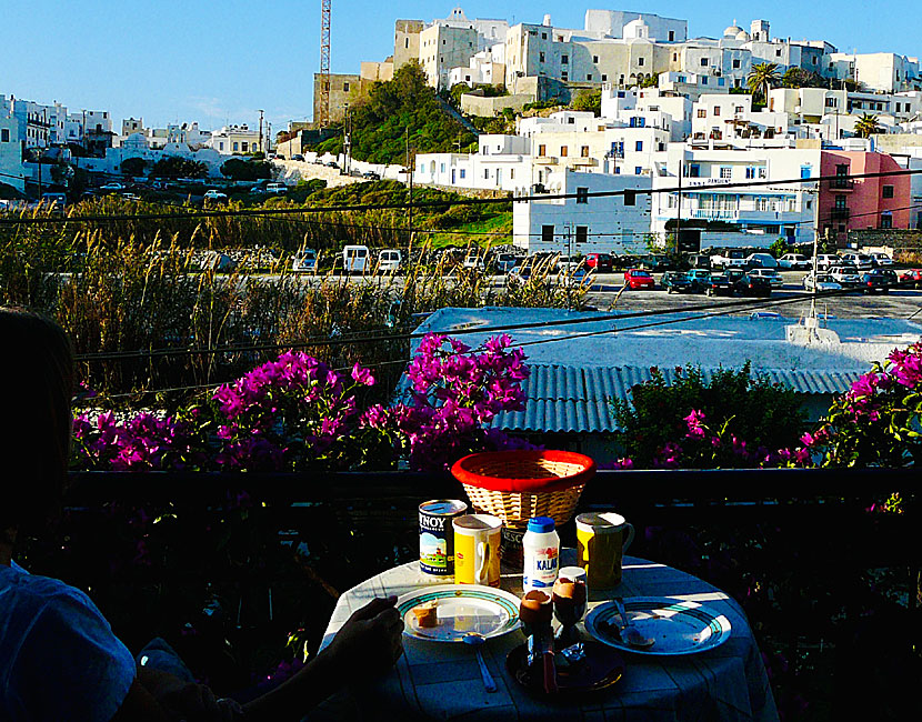 Hotell med utsikt över Kastro gamla stan på Naxos. 