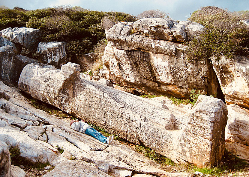 Den stora kourosen i Apollonas på Naxos är verkligen imponerande