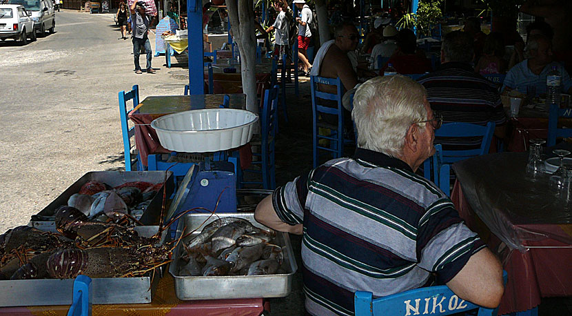 Nikos Taverna på Fourni.