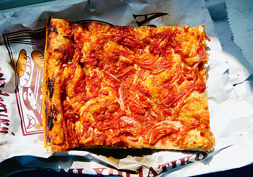 Äta pizza ombord på grekiska färjor och katamaraner. 